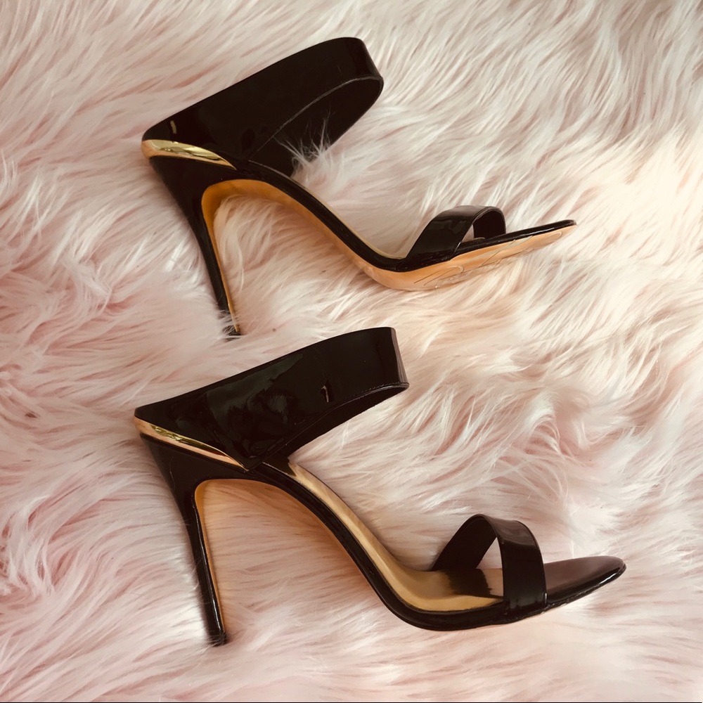 NWT GORGEOUS Ted Baker London open toe heels